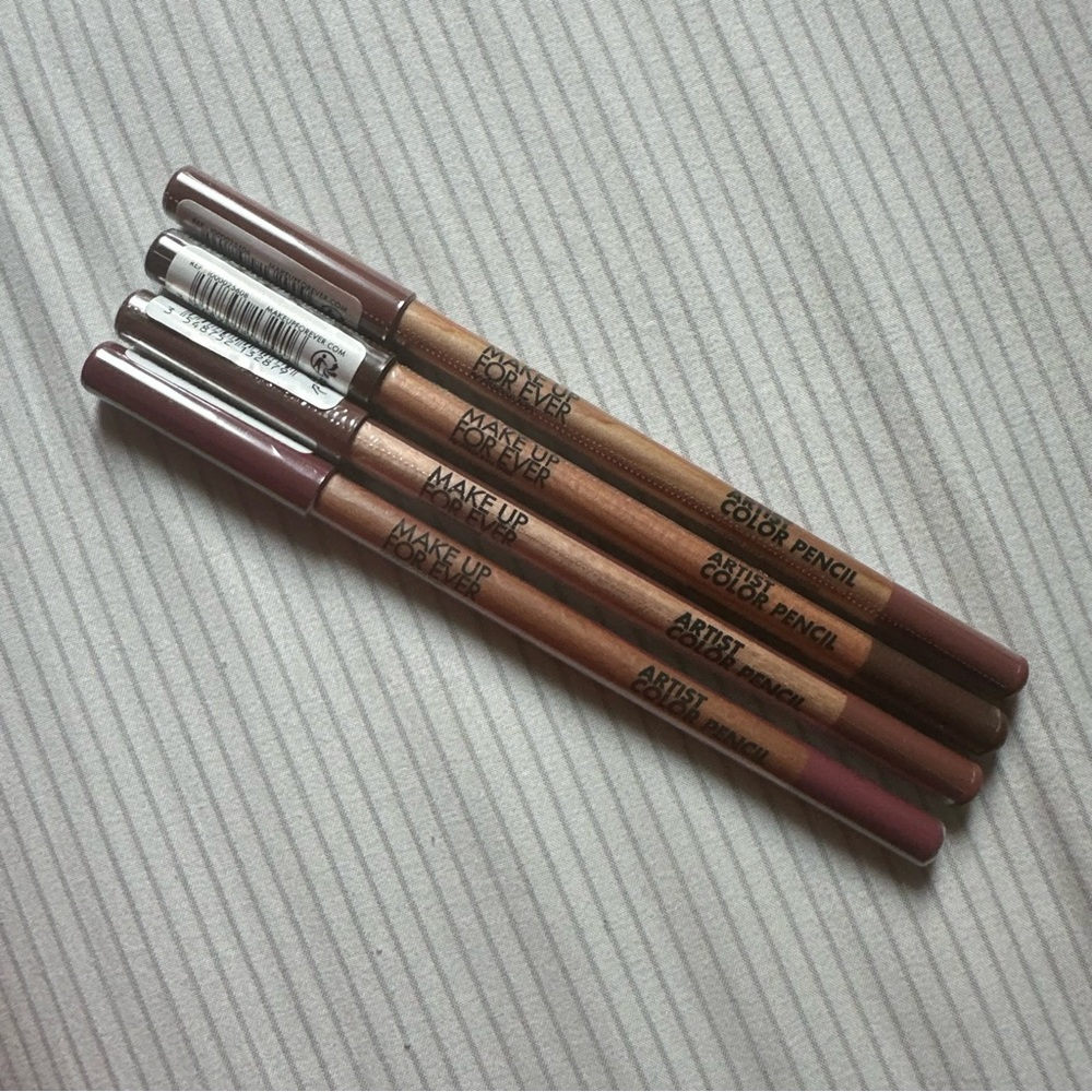 MAKEUP FOREVER ARTIST COLOR PENCILS